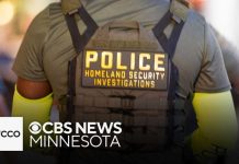 Federal agent loses part of their finger during protest, DHS says